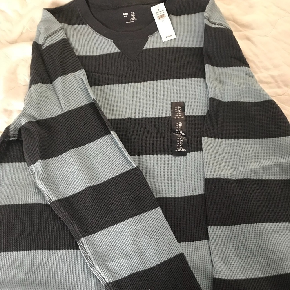 Brand NEW Mens Gap Long Sleeve